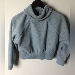 Cropped turtleneck sweatshirt